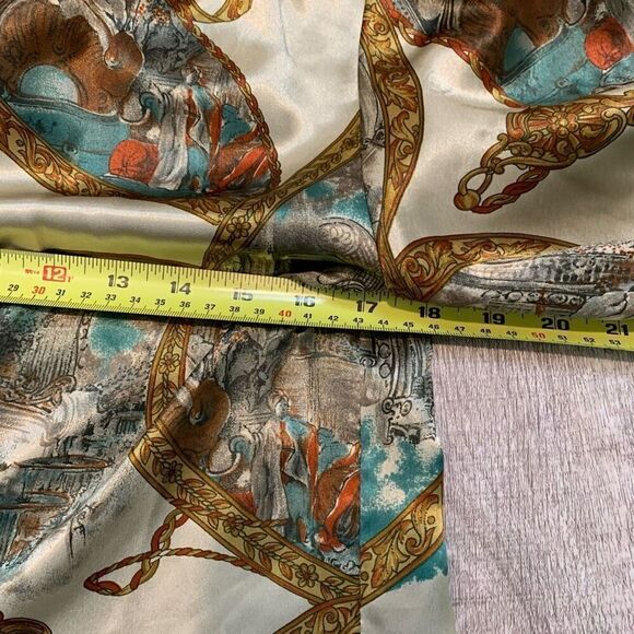 Vintage Eva Laurel Tan Satin Blouse Button Down 8 M Greek Renaissance - Picture 7 of 8